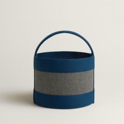 エルメス 新品未開封箱付きマグカップ カヴァリエアンフォルムHERMES